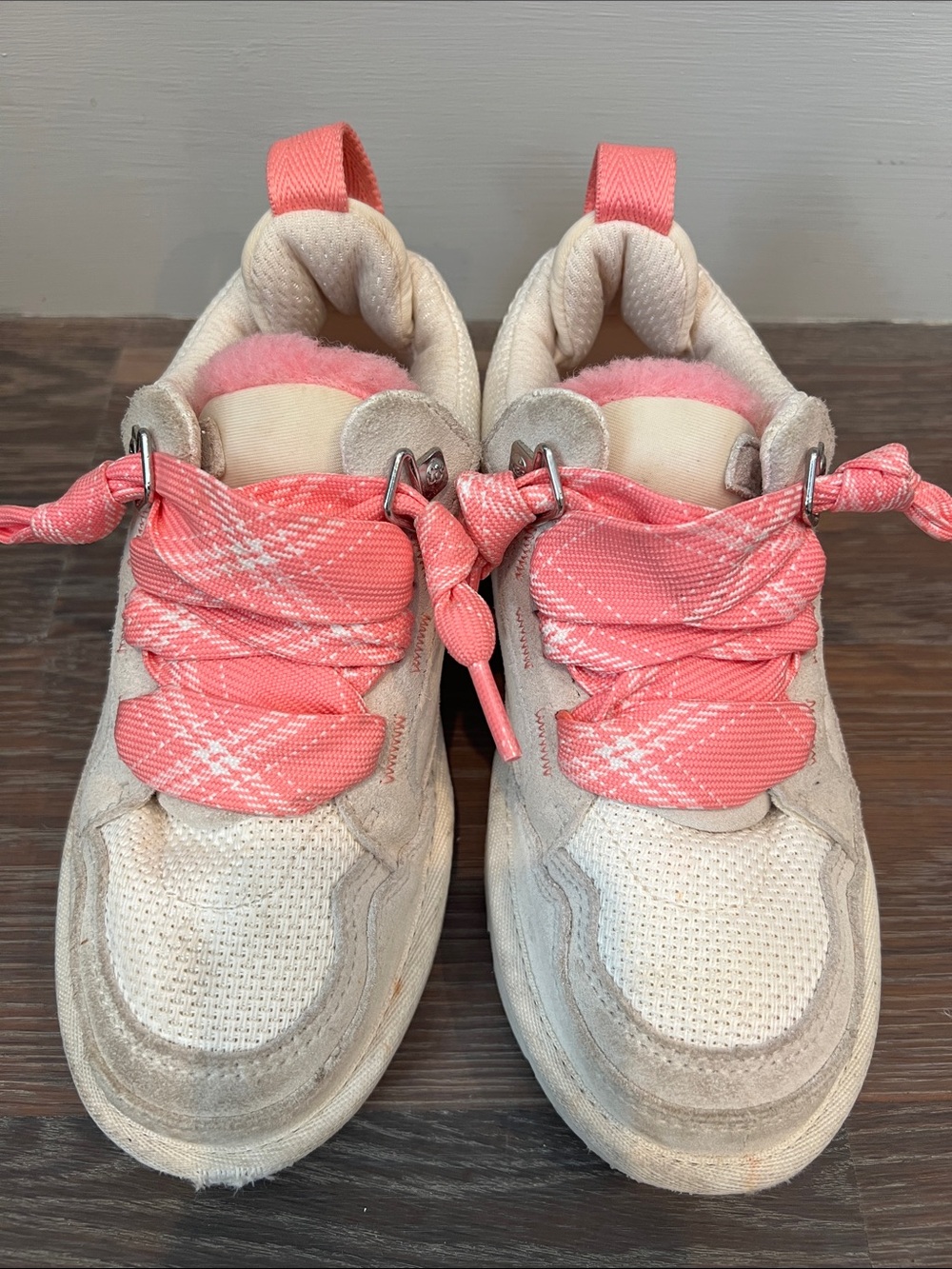 UGG Kids Lowmel Cream Sneakers with Pink Laces